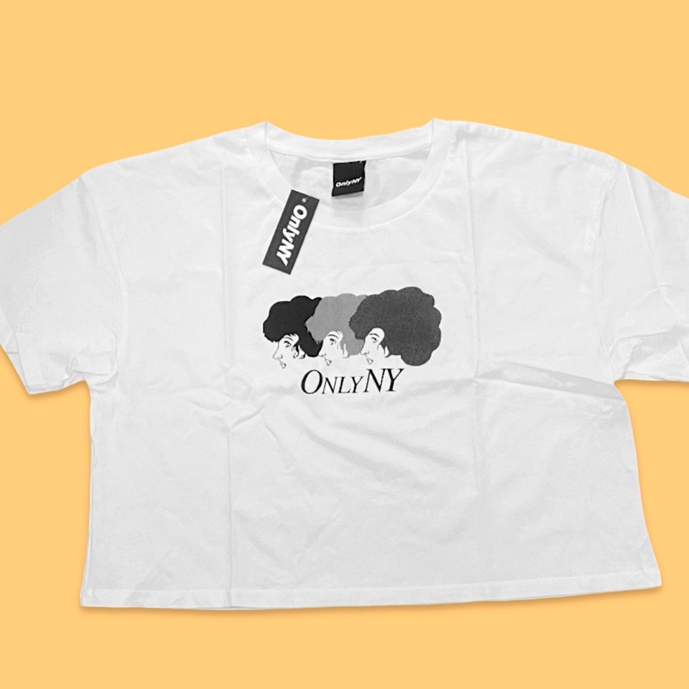 Only NY NWT L cropped graphic tee T-shirt